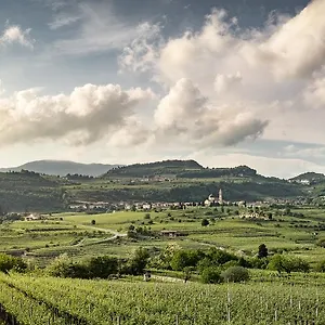  Alloggio per agriturismo Le Bignele Italia